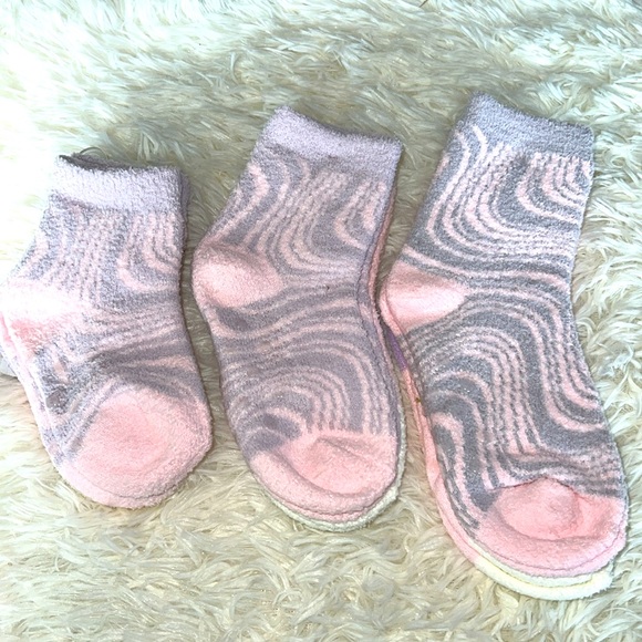 🦄Unicorn Crew Socks🦄 - Picture 2 of 6